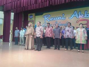 Sekda Riau Bersama Asisten II Setda Inhil Hadiri Reuni Akbar SMAN 1 Tembilahan Hulu